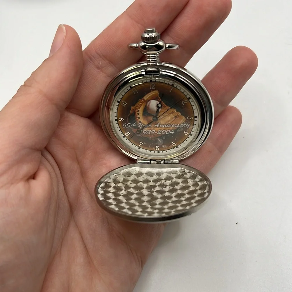 Vintage National Baseball Hall Of Fame Pocket Watch 65th Anniversary 39-04